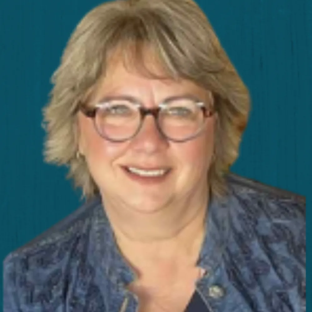 Andrea Kwasnicki
